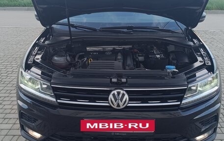 Volkswagen Tiguan II, 2018 год, 2 310 000 рублей, 14 фотография
