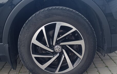 Volkswagen Tiguan II, 2018 год, 2 310 000 рублей, 27 фотография