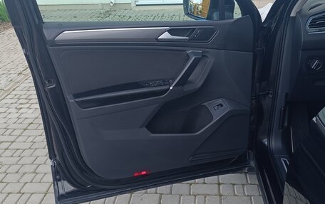 Volkswagen Tiguan II, 2018 год, 2 310 000 рублей, 22 фотография