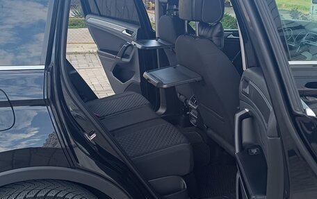 Volkswagen Tiguan II, 2018 год, 2 310 000 рублей, 32 фотография