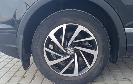 Volkswagen Tiguan II, 2018 год, 2 310 000 рублей, 29 фотография