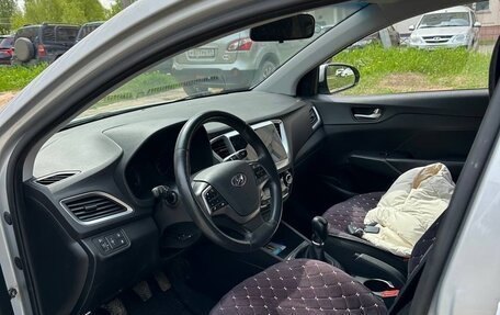 Hyundai Solaris II рестайлинг, 2017 год, 1 280 000 рублей, 9 фотография