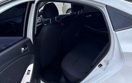 Hyundai Solaris II рестайлинг, 2014 год, 1 090 000 рублей, 7 фотография