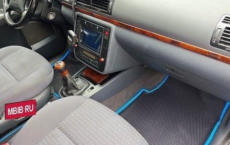 SEAT Alhambra II рестайлинг, 2001 год, 780 000 рублей, 8 фотография