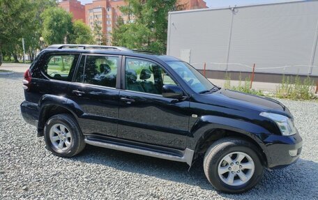 Toyota Land Cruiser Prado 120 рестайлинг, 2006 год, 2 580 000 рублей, 33 фотография