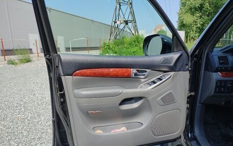 Toyota Land Cruiser Prado 120 рестайлинг, 2006 год, 2 580 000 рублей, 23 фотография