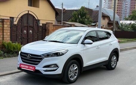 Hyundai Tucson III, 2017 год, 1 999 000 рублей, 3 фотография