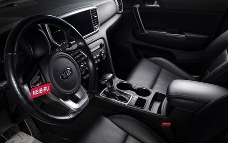 KIA Sportage IV рестайлинг, 2019 год, 2 199 000 рублей, 15 фотография