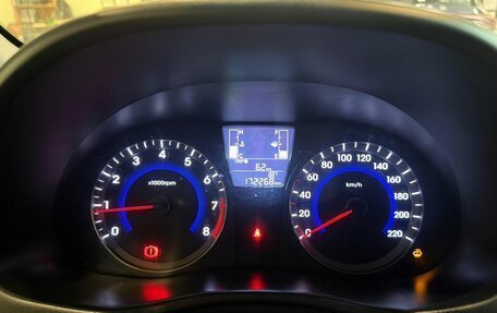 Hyundai Solaris II рестайлинг, 2016 год, 949 000 рублей, 10 фотография