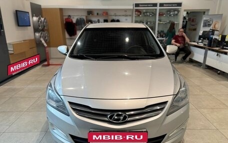 Hyundai Solaris II рестайлинг, 2016 год, 949 000 рублей, 2 фотография