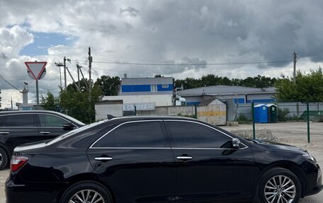 Toyota Camry, 2017 год, 2 340 000 рублей, 8 фотография
