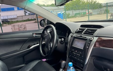Toyota Camry, 2017 год, 2 340 000 рублей, 11 фотография