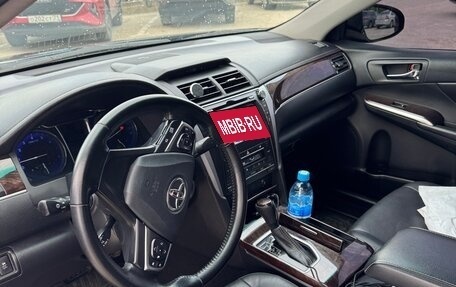 Toyota Camry, 2017 год, 2 340 000 рублей, 12 фотография