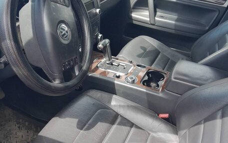 Volkswagen Touareg III, 2007 год, 697 134 рублей, 6 фотография