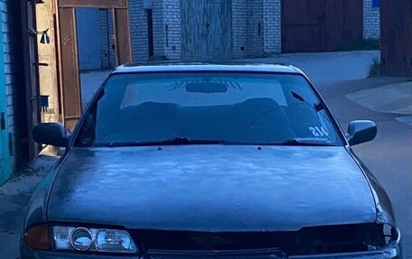 Nissan Skyline, 1990 год, 550 000 рублей, 12 фотография