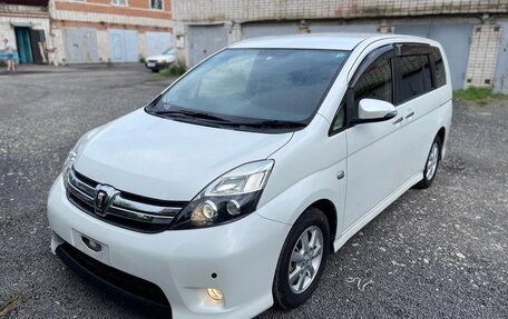 Toyota ISis I, 2014 год, 1 250 000 рублей, 3 фотография