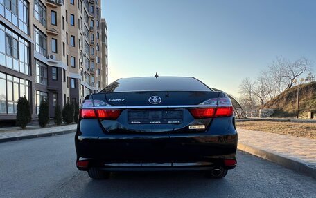Toyota Camry, 2017 год, 2 590 000 рублей, 3 фотография