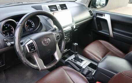 Toyota Land Cruiser Prado 150 рестайлинг 2, 2016 год, 3 590 000 рублей, 17 фотография