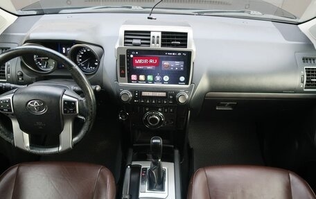 Toyota Land Cruiser Prado 150 рестайлинг 2, 2016 год, 3 590 000 рублей, 15 фотография