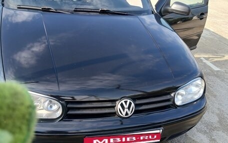 Volkswagen Golf IV, 1998 год, 330 000 рублей, 2 фотография