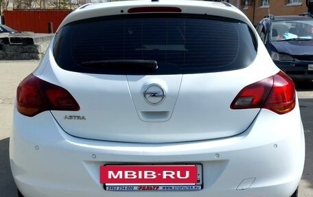 Opel Astra J, 2012 год, 660 000 рублей, 3 фотография