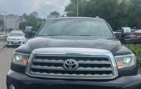 Toyota Sequoia II рестайлинг, 2010 год, 3 000 000 рублей, 3 фотография