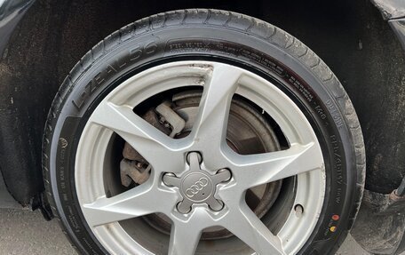 Audi A4, 2011 год, 875 000 рублей, 14 фотография