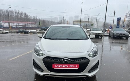 Hyundai i30 II рестайлинг, 2013 год, 930 000 рублей, 2 фотография