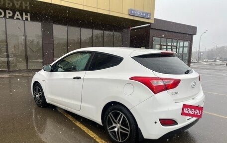 Hyundai i30 II рестайлинг, 2013 год, 930 000 рублей, 10 фотография