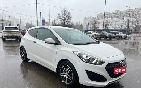 Hyundai i30 II рестайлинг, 2013 год, 930 000 рублей, 3 фотография