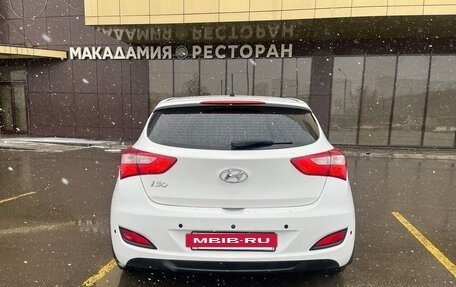Hyundai i30 II рестайлинг, 2013 год, 930 000 рублей, 8 фотография