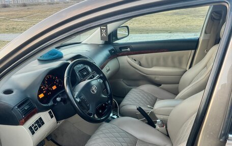 Toyota Avensis III рестайлинг, 2005 год, 830 000 рублей, 13 фотография