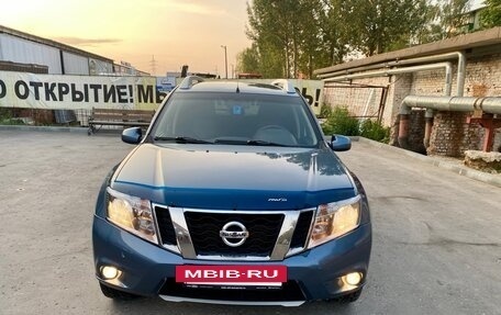 Nissan Terrano III, 2015 год, 1 090 000 рублей, 2 фотография