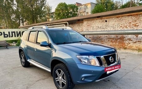 Nissan Terrano III, 2015 год, 1 090 000 рублей, 6 фотография