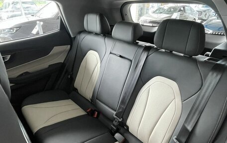 Chery Tiggo 4 I рестайлинг, 2025 год, 2 370 000 рублей, 16 фотография