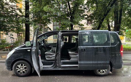 Hyundai Grand Starex Grand Starex I рестайлинг 2, 2008 год, 1 050 000 рублей, 2 фотография