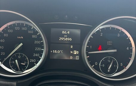 Mercedes-Benz GL-Класс, 2010 год, 2 150 000 рублей, 15 фотография