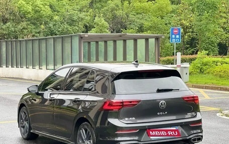 Volkswagen Golf VIII, 2022 год, 2 090 000 рублей, 4 фотография