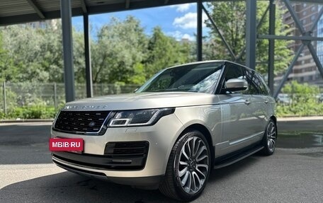 Land Rover Range Rover IV рестайлинг, 2018 год, 8 200 000 рублей, 2 фотография