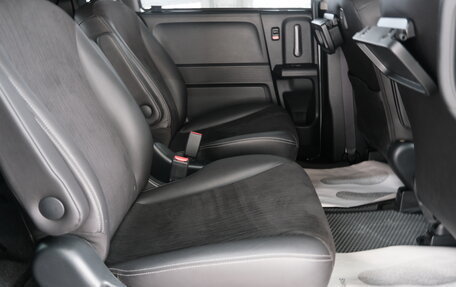Honda Freed I, 2013 год, 1 399 000 рублей, 24 фотография