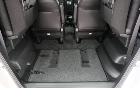 Honda Freed I, 2013 год, 1 399 000 рублей, 27 фотография