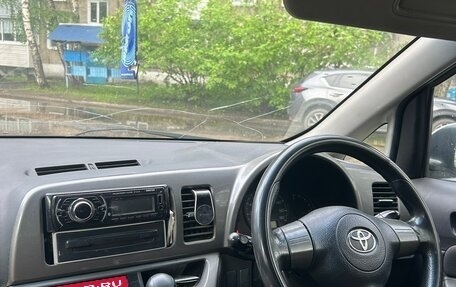 Toyota Wish II, 2005 год, 670 000 рублей, 1 фотография