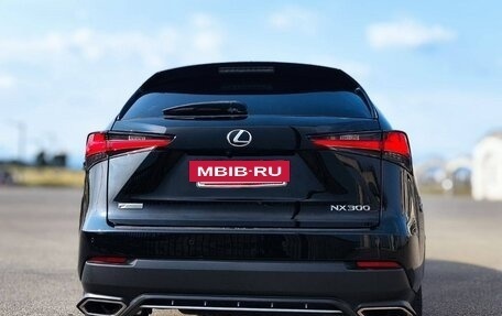Lexus NX I, 2021 год, 3 000 000 рублей, 3 фотография