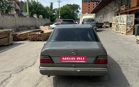 Mercedes-Benz W124, 1990 год, 195 000 рублей, 5 фотография