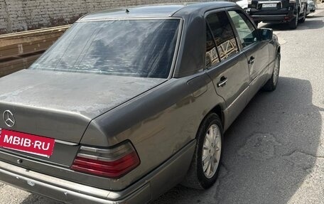 Mercedes-Benz W124, 1990 год, 195 000 рублей, 4 фотография