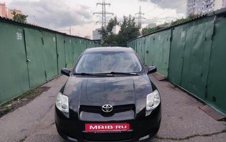 Toyota Auris II, 2007 год, 1 050 000 рублей, 2 фотография