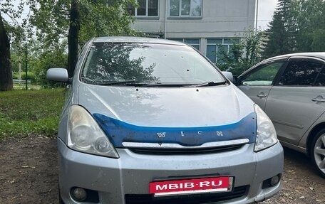 Toyota Wish II, 2005 год, 670 000 рублей, 3 фотография