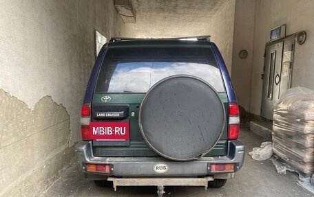Toyota Land Cruiser Prado 90 рестайлинг, 1997 год, 600 000 рублей, 3 фотография