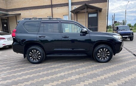 Toyota Land Cruiser Prado 150 рестайлинг 2, 2019 год, 5 850 000 рублей, 3 фотография