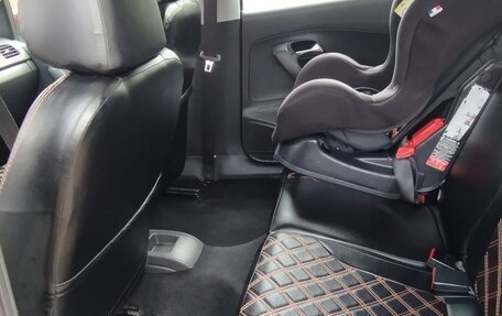 Volkswagen Polo VI (EU Market), 2011 год, 590 000 рублей, 12 фотография